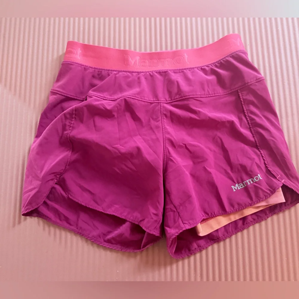 Marmot Women's Magenta Athletic Shorts